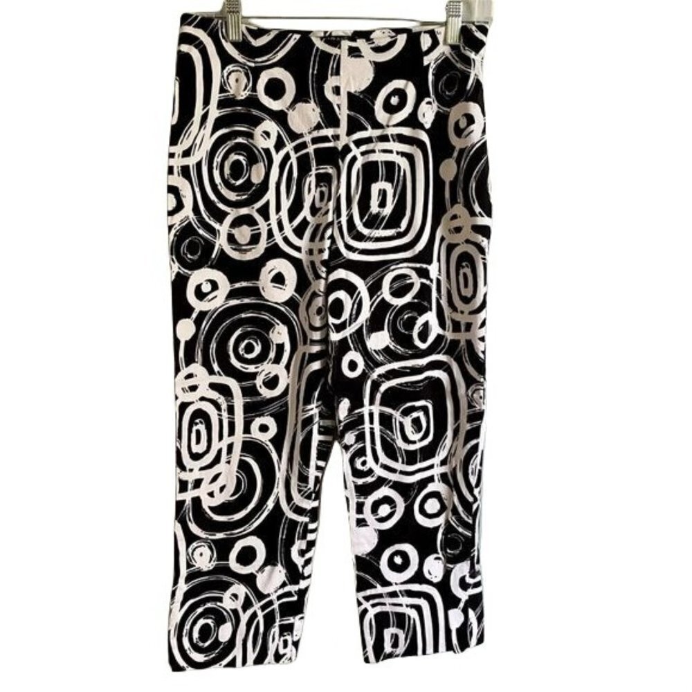 Tribal Stretch Extensible Black and White Capris Womens 6 P